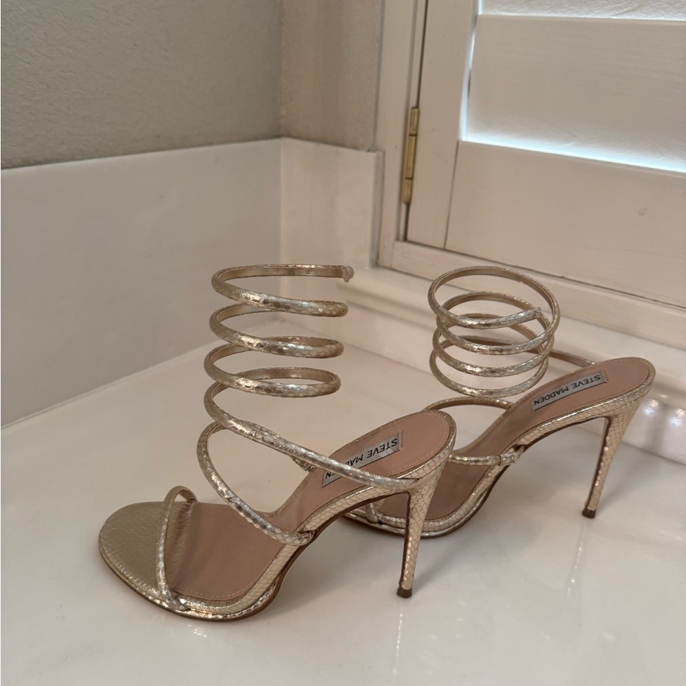 Steve Madden Women's Spiral Strap Heels - Shimmering Gold 8.5 - Picture 4 of 9
